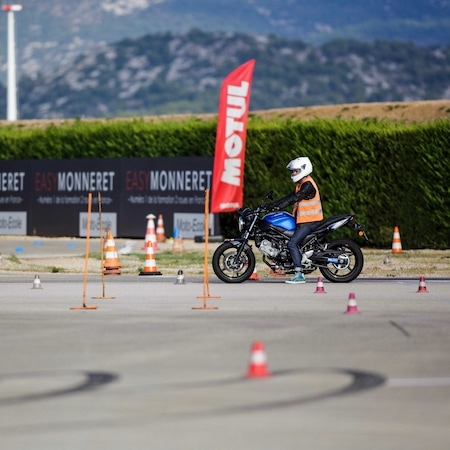 PERMIS MOTO - Journée de plateau 6H