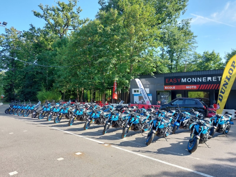 PERMIS MOTO - Stage Permis A2 CONFIRME 1 semaine 30h