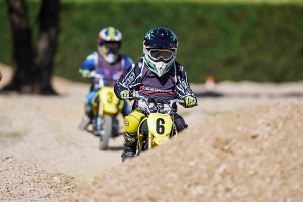 MINI MOTO ENFANT - 2 heures d'initiation sur Suzuki DR-Z 70 (7-12 ans et  entre 1,15 et 1,50m) - Easy Monneret