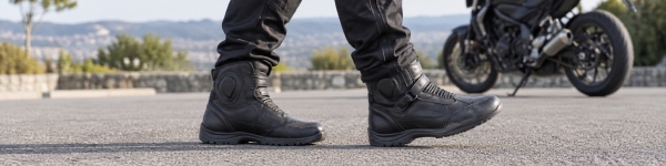 Bottes moto : les bons tests avant de choisir sa paire