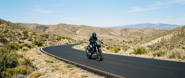 Canicule à moto : les bons réflexes pour rouler sans coup de chaud