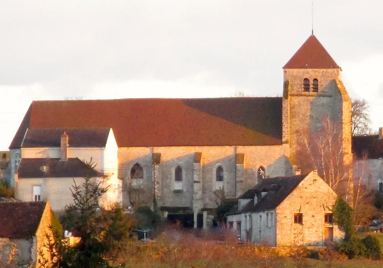 Photo de l'église abbatiale Saint-Jean-Baptiste de Vendières